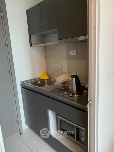  1 Bedroom Condo at The Base Rama 9 Ramkhamhaeng-5