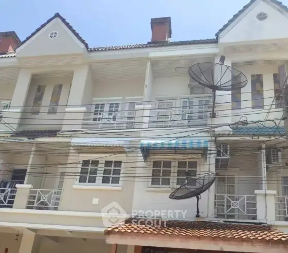 image_rental-23410753