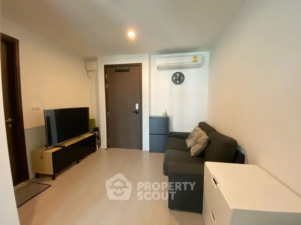 image_rental-5318965