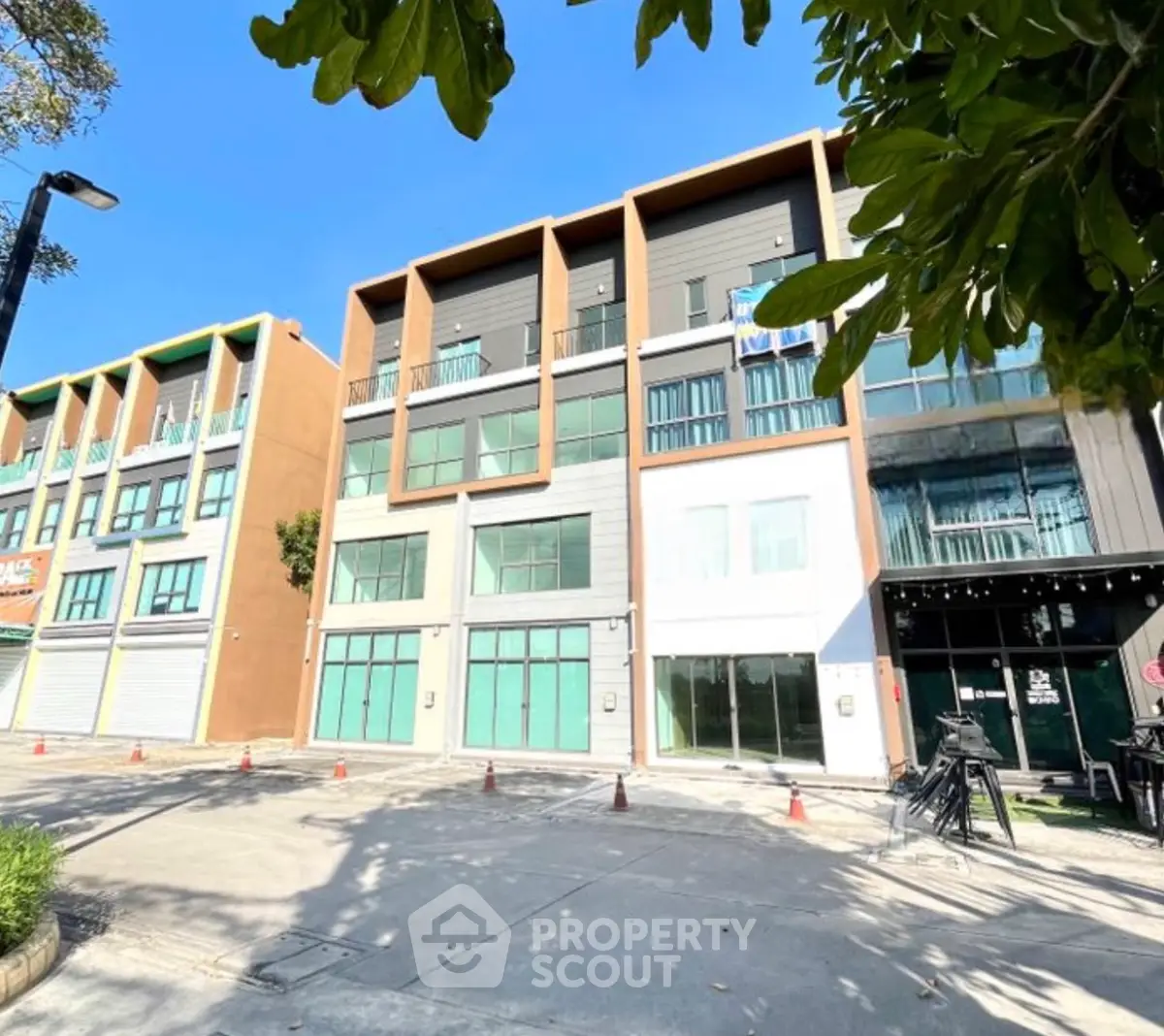 Screenshot 2568-11-18 at 13.09.52.jpg