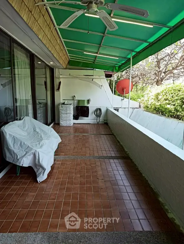 image_rental-28279673