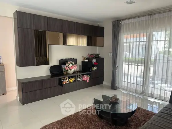 image_rental-23304806