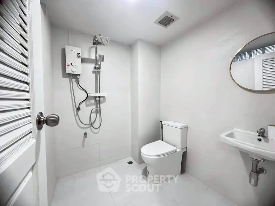 Modern bathroom with sleek fixtures and minimalist design