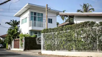 image_rental-29428843