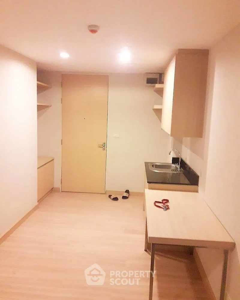 1 Bedroom Condo -1