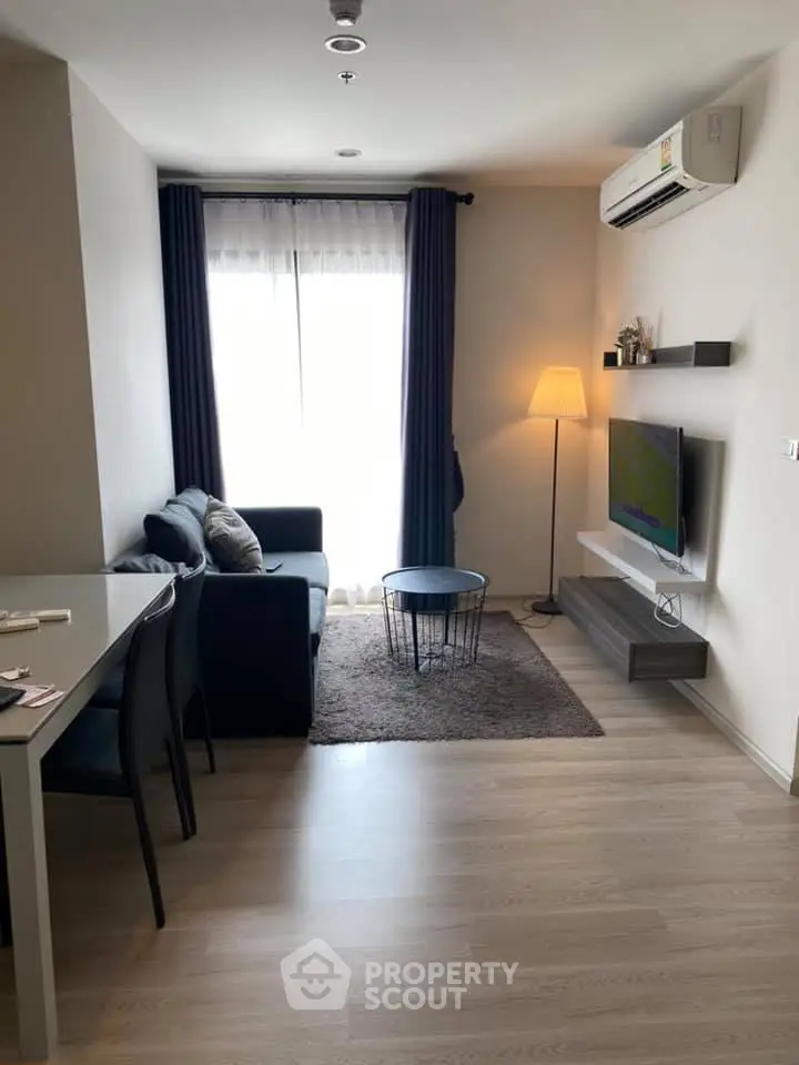  2 Bedrooms Condo at Centric Huai Khwang Station-1