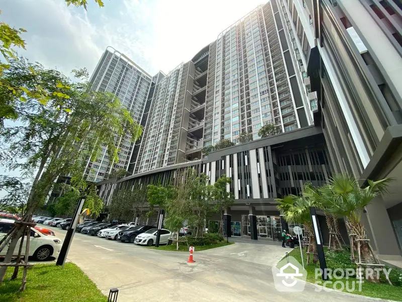  3 Bedrooms Condo at Supalai Veranda Rama 9-2