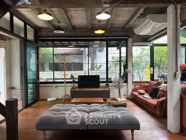 image_rental-31119774