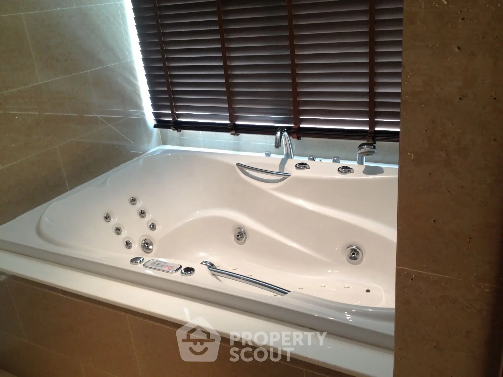 2-BR Condo close to Kalim