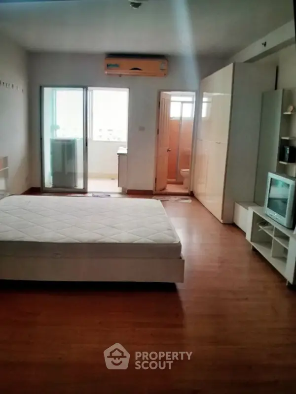 image_rental-29677180