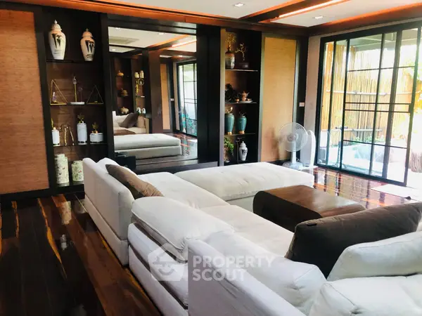 image_rental-6157896