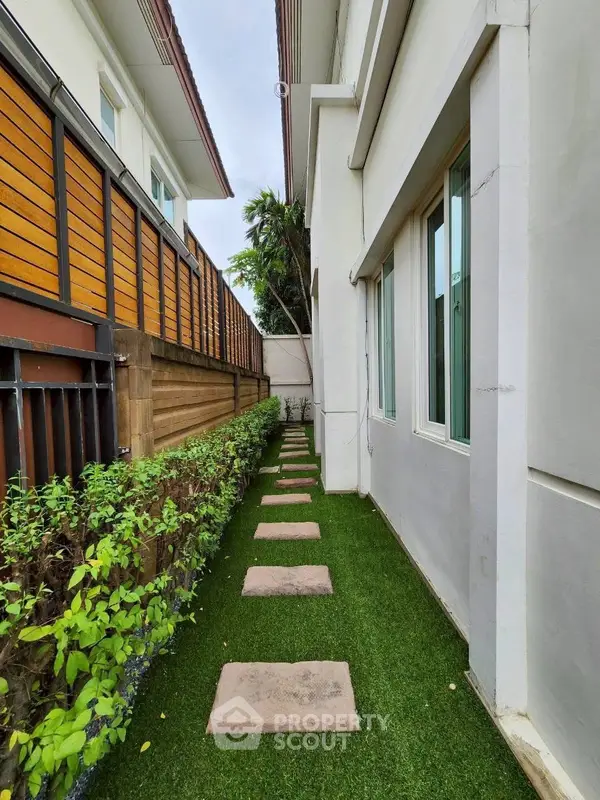 image_rental-26542119