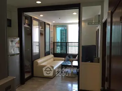  2 Bedrooms Condo at Sathorn House Condominium-9