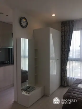  1 Bedroom Condo at Ideo Mobi Sukhumvit Eastgate-1