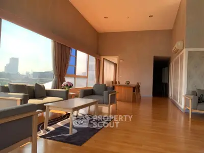 image_rental-30928345