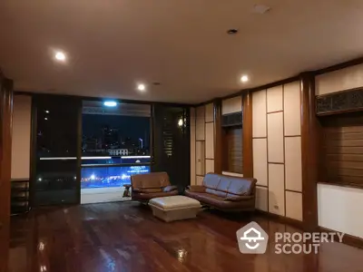  2 Bedrooms Condo -2