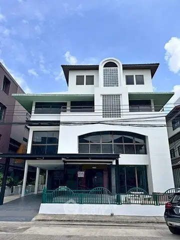 image_rental-26702774