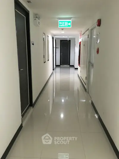  1 Bedroom Condo at Chateau In Town Ratchada 20-2