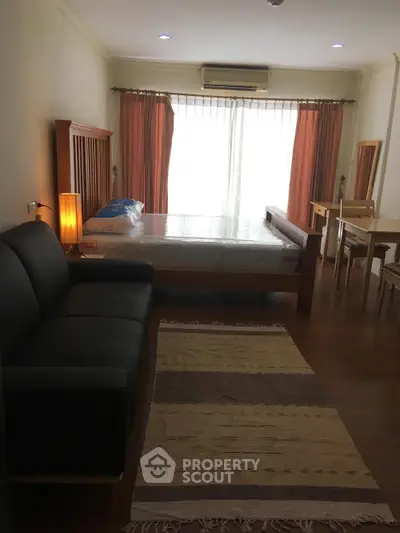  1 Bedroom Condo at Grand Park View Condominium-2
