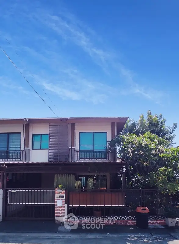 image_rental-7135273