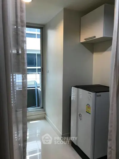  1 Bedroom Condo at The Kris Ratchada 17-3