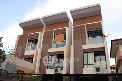 image_rental-29874473