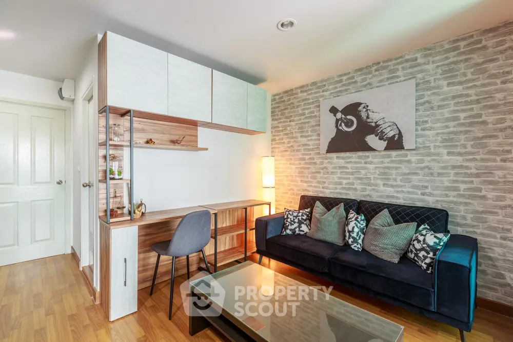  1 Bedroom Condo -1