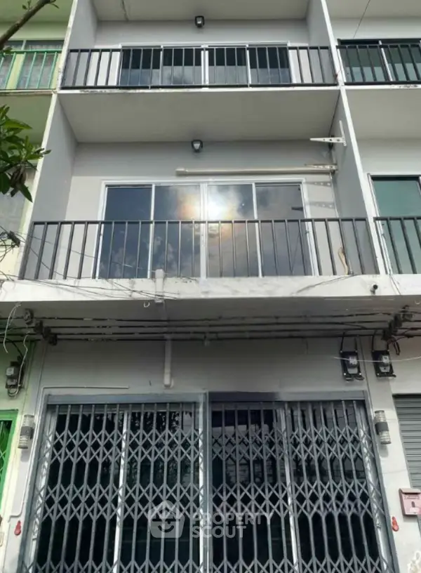 image_rental-30139707