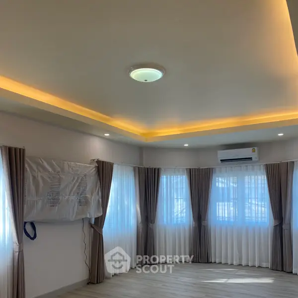 image_rental-8317896