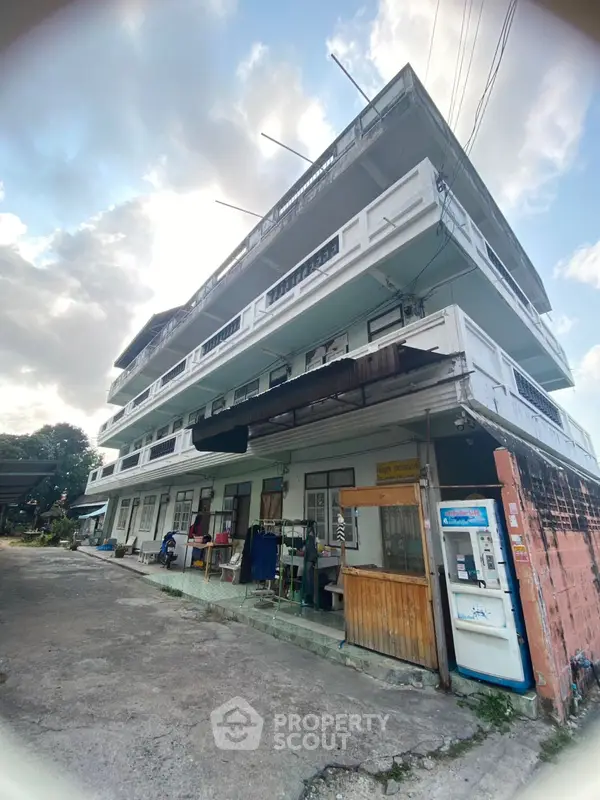 image_rental-30102116