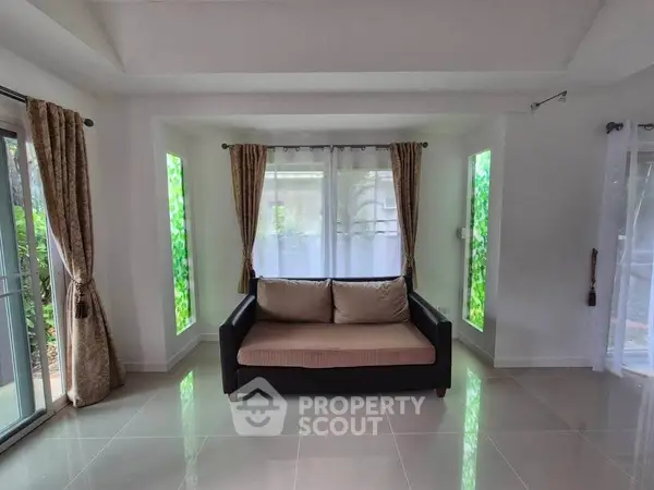 image_rental-30061249