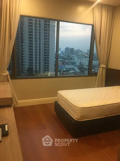  2 Bedrooms Condo at Bright Sukhumvit 24 Condominium-2