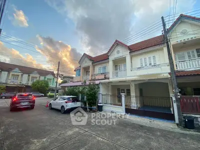 image_rental-28279898