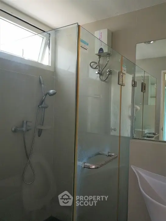  1 Bedroom Condo at Sathorn Residence Condominium-1