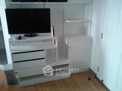  1 Bedroom Condo at The Trust Residence รัชดา พระราม 3-5