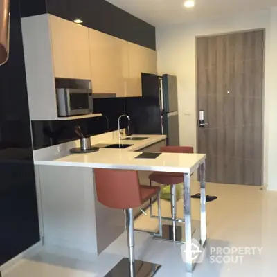  1 Bedroom Condo at Trapezo สุขุมวิท 16-4