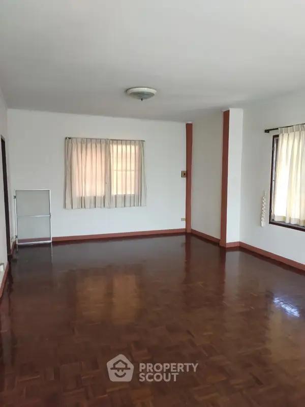 image_rental-8308243