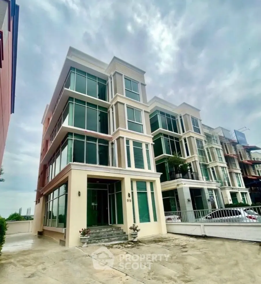 Screenshot 2569-01-17 at 11.04.43.jpg