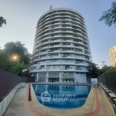 image_rental-30129279