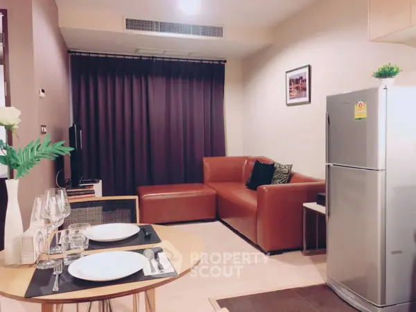 image_rental-8437753