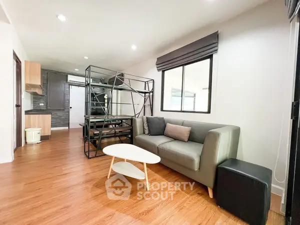 image_rental-18794934