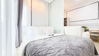 Luxurious modern bedroom with elegant decor and cozy ambiance