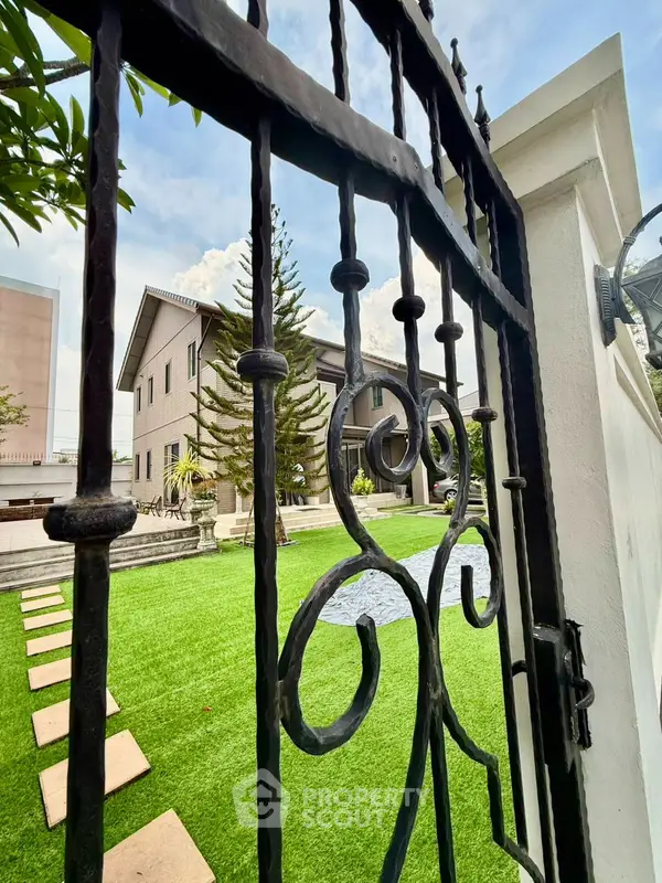 image_rental-24671716