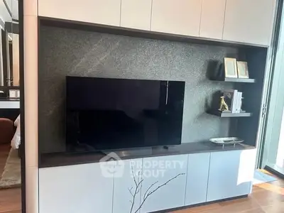 image_rental-28832616