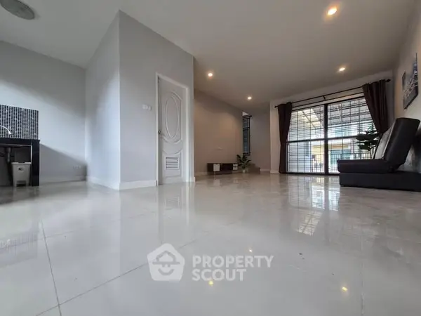 image_rental-27217273