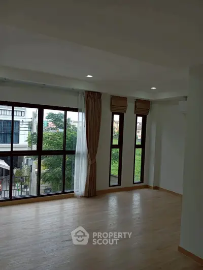 Spacious corner unit with large windows offering a great view, perfect for natural light lovers.