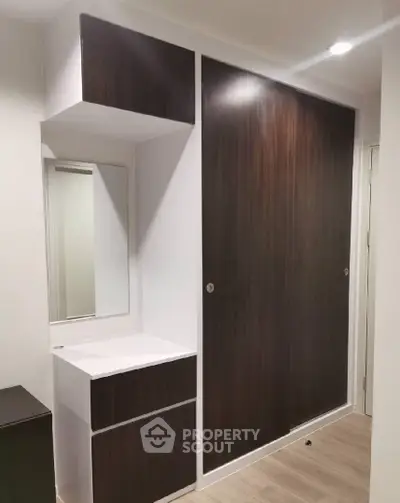  2 Bedrooms Condo at Regent Home บางซ่อน-3