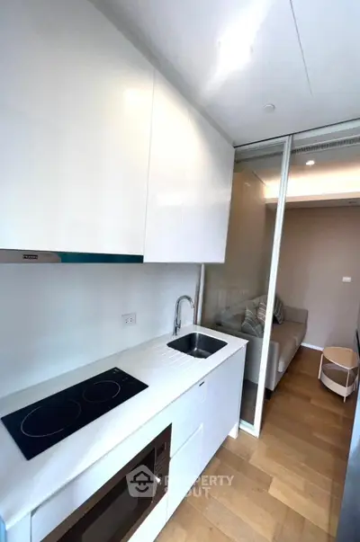 190c39669622a2b4f56ac35f787c1e00 (1).jpg