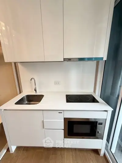 image_rental-28349978