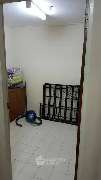  1 Bedroom Condo at Asoke Place-5